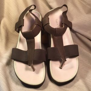 Taryn Rose NWOT suede elastic fabric slingback